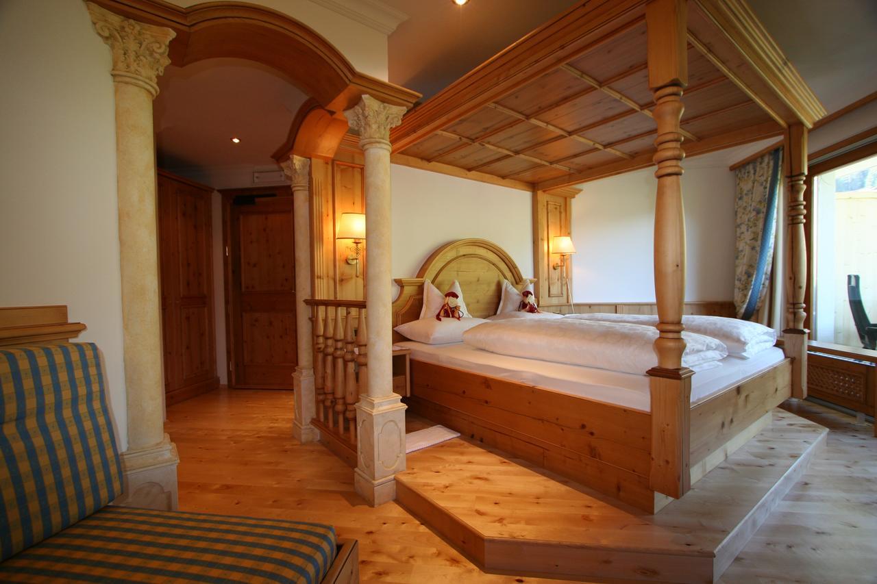 Hotel Al Sonnenhof San Vigilio Di Marebbe Exterior photo
