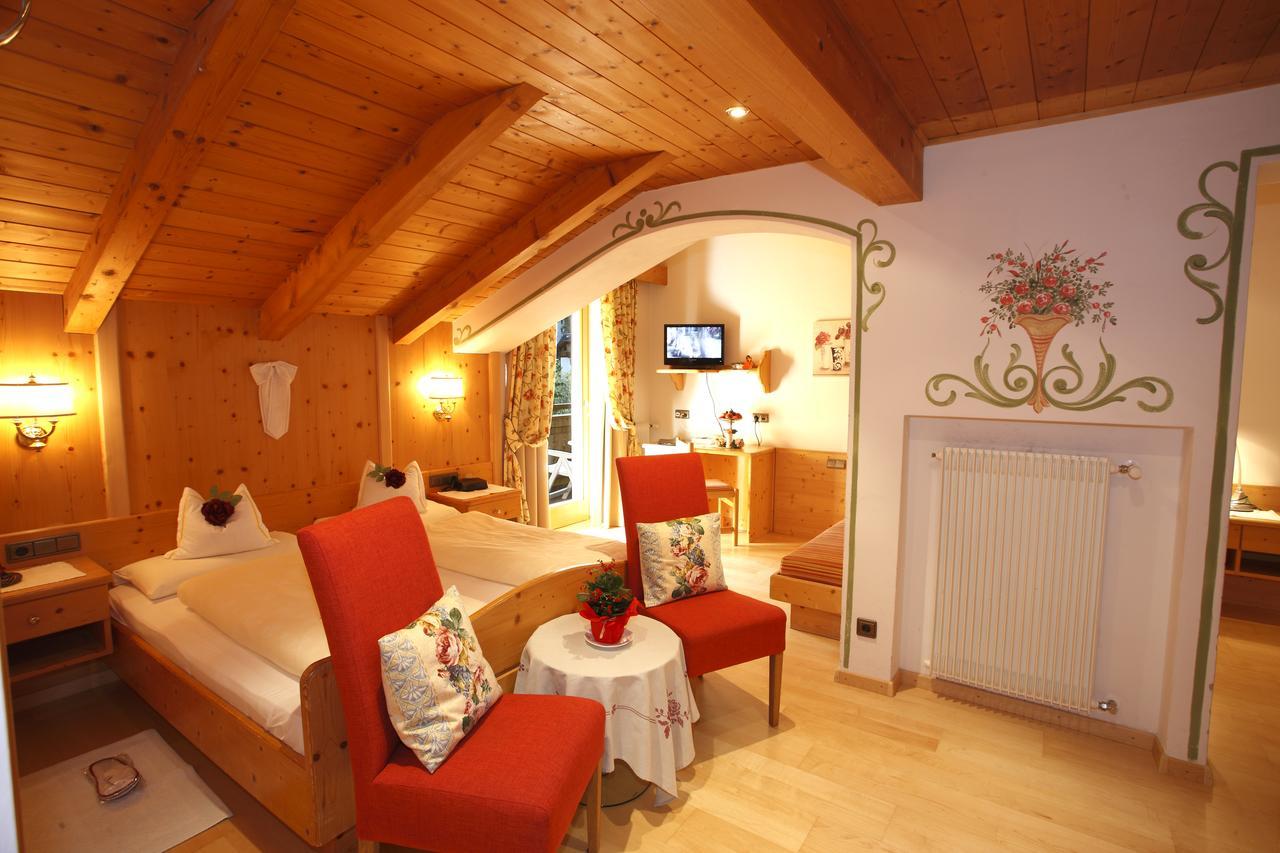 Hotel Al Sonnenhof San Vigilio Di Marebbe Exterior photo